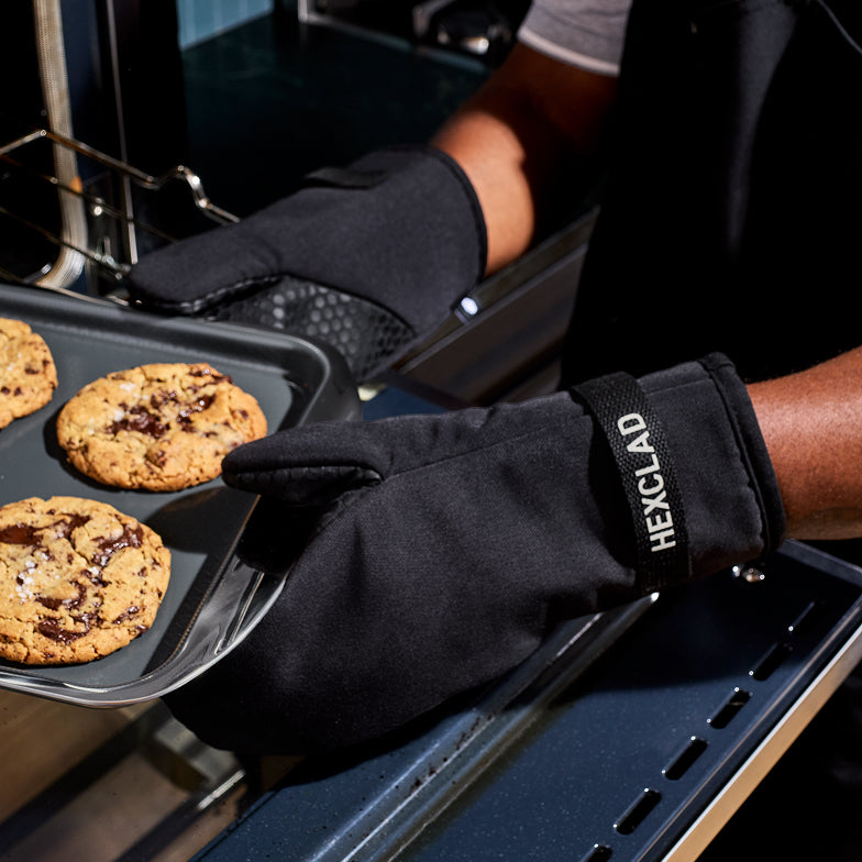Eco Modern Oven Mitt Set - Onyx - Image 2