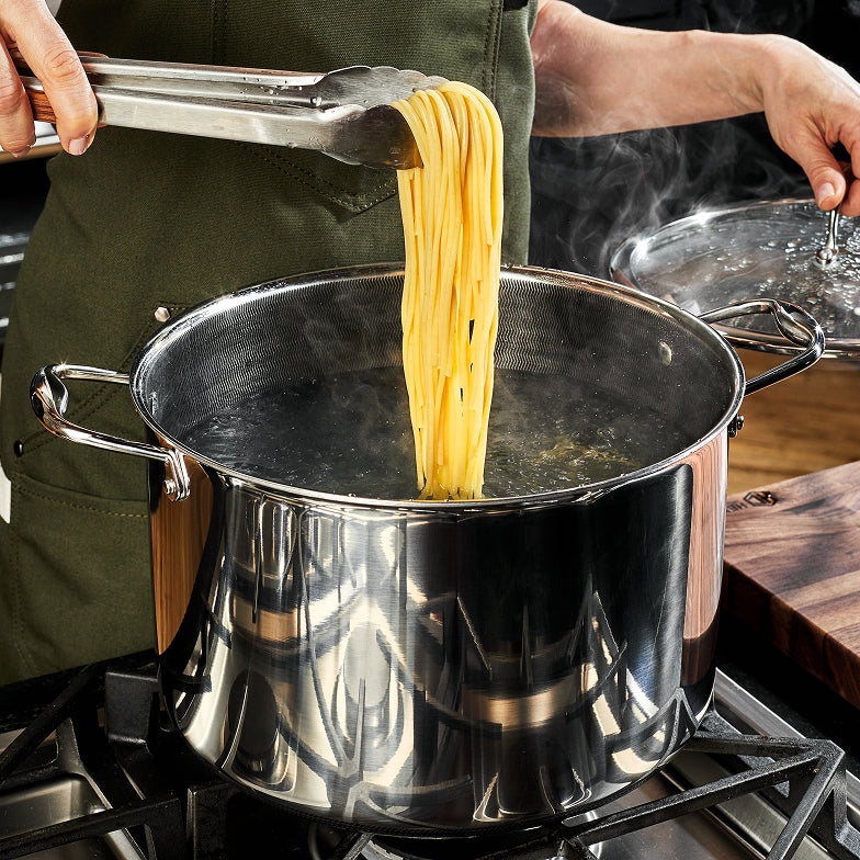 Hybrid Stock Pot with Lid, 10-Qt - Image 3