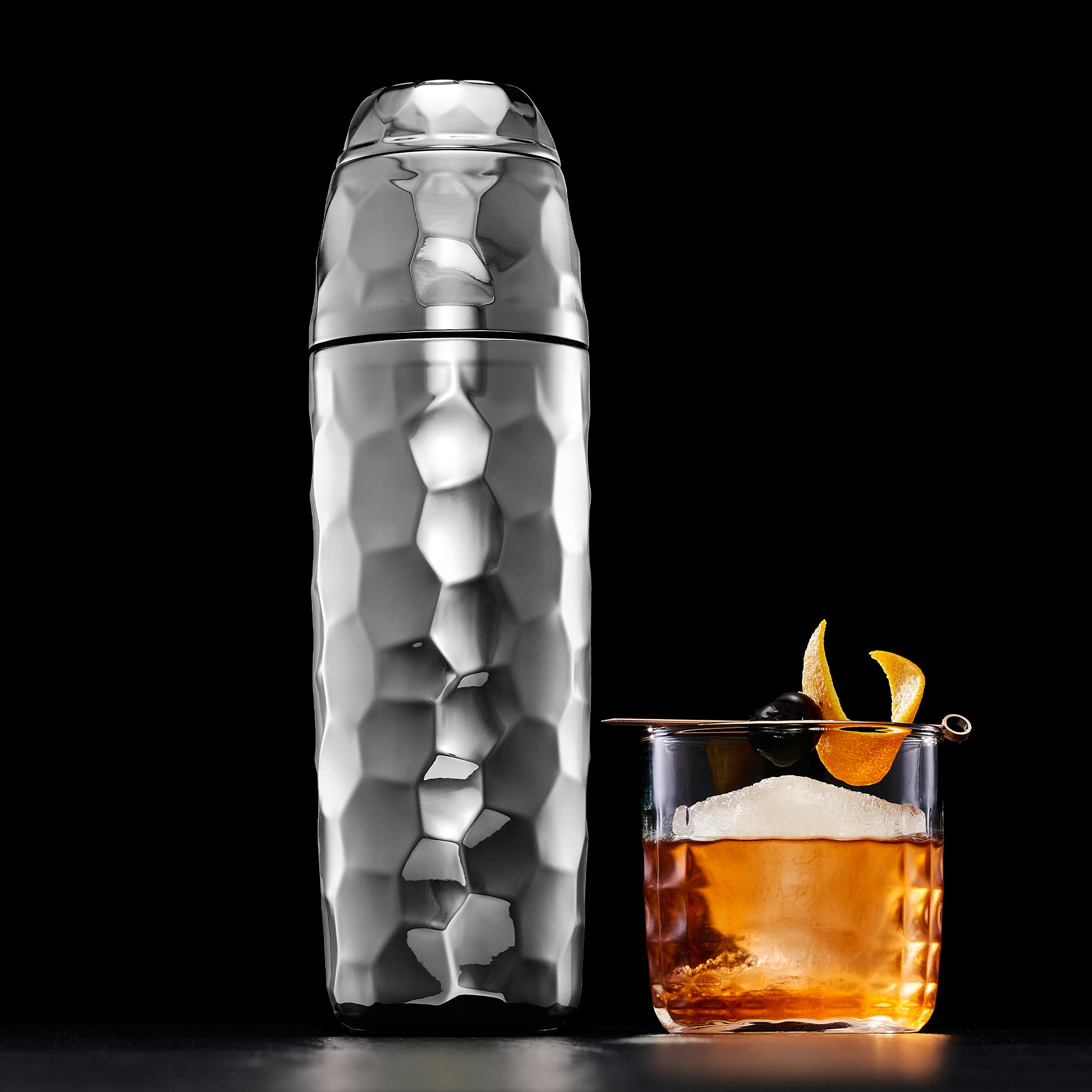 Cocktail Shaker, 25 oz (Chrome) - Image 6