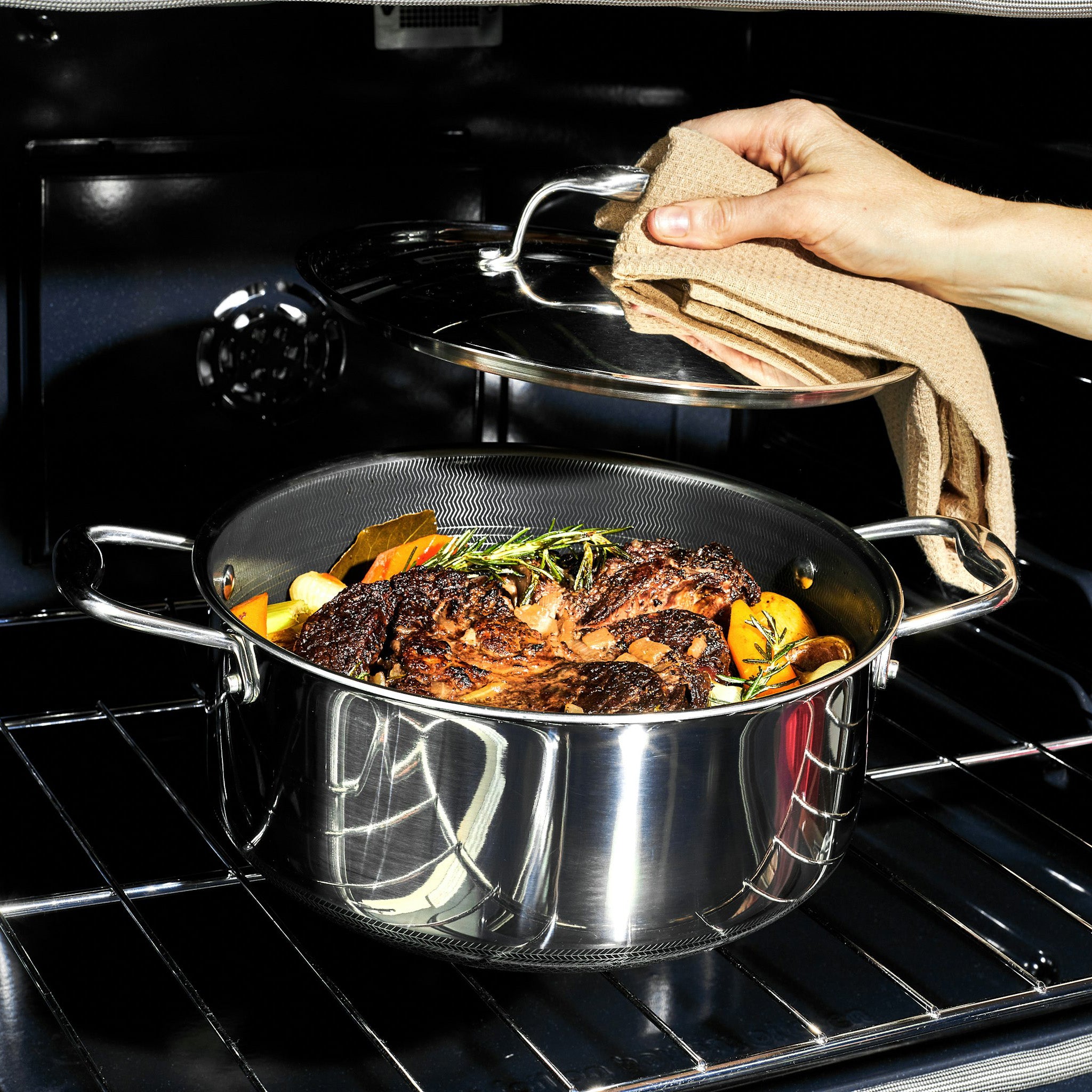 Hybrid Dutch Oven, 5-Qt - Image 7