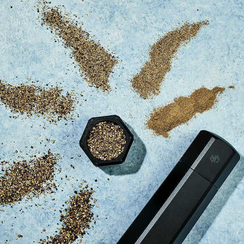 HexMill Salt and Pepper Grinder Set - Image 4